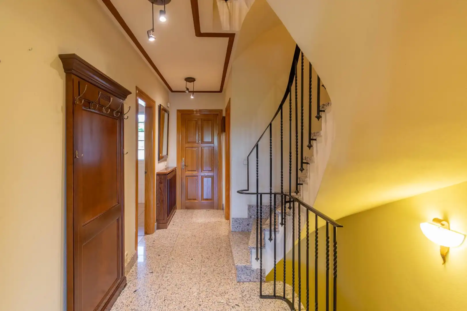 Casa adosada en venda en Valle de Egüés / Eguesibar amb Calefacció, Jardí privat i Terrassa