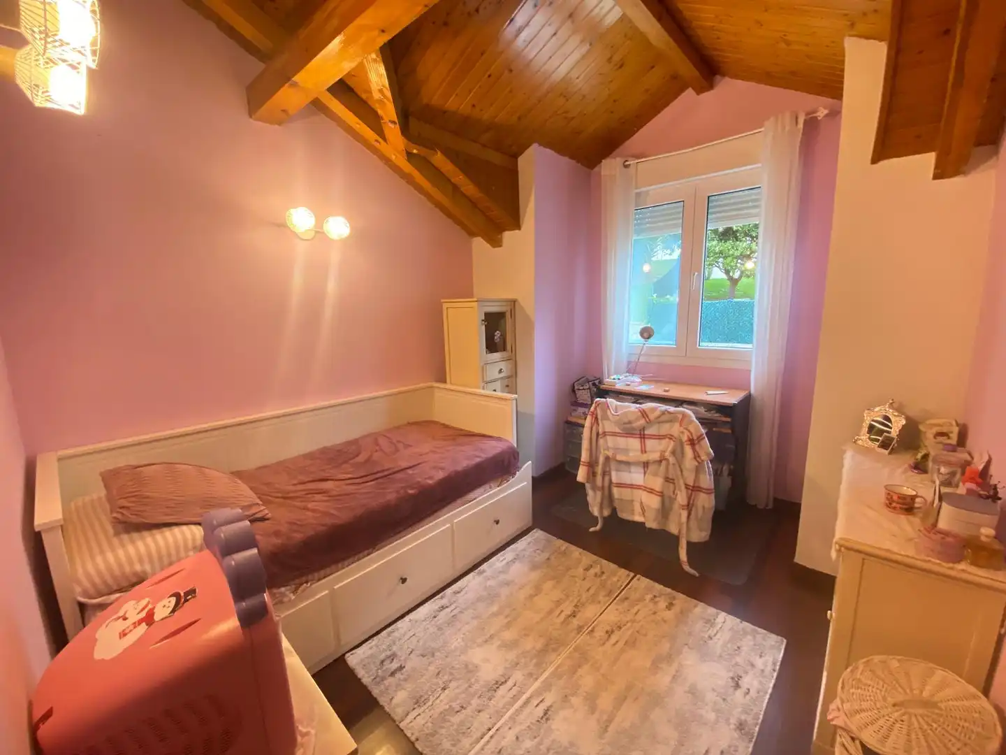 Bedroom of Detached homes for sale in Castro-Urdiales  with Heating, Private garden and Parquet flooring
