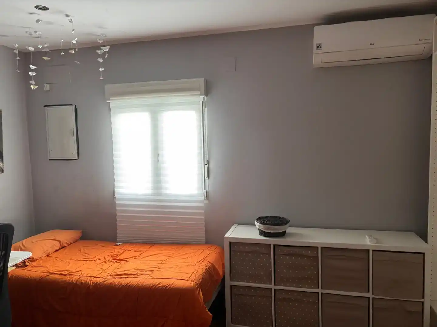 Dormitori de Planta baixa per a compartir en San Juan de Aznalfarache amb Aire condicionat i Moblat