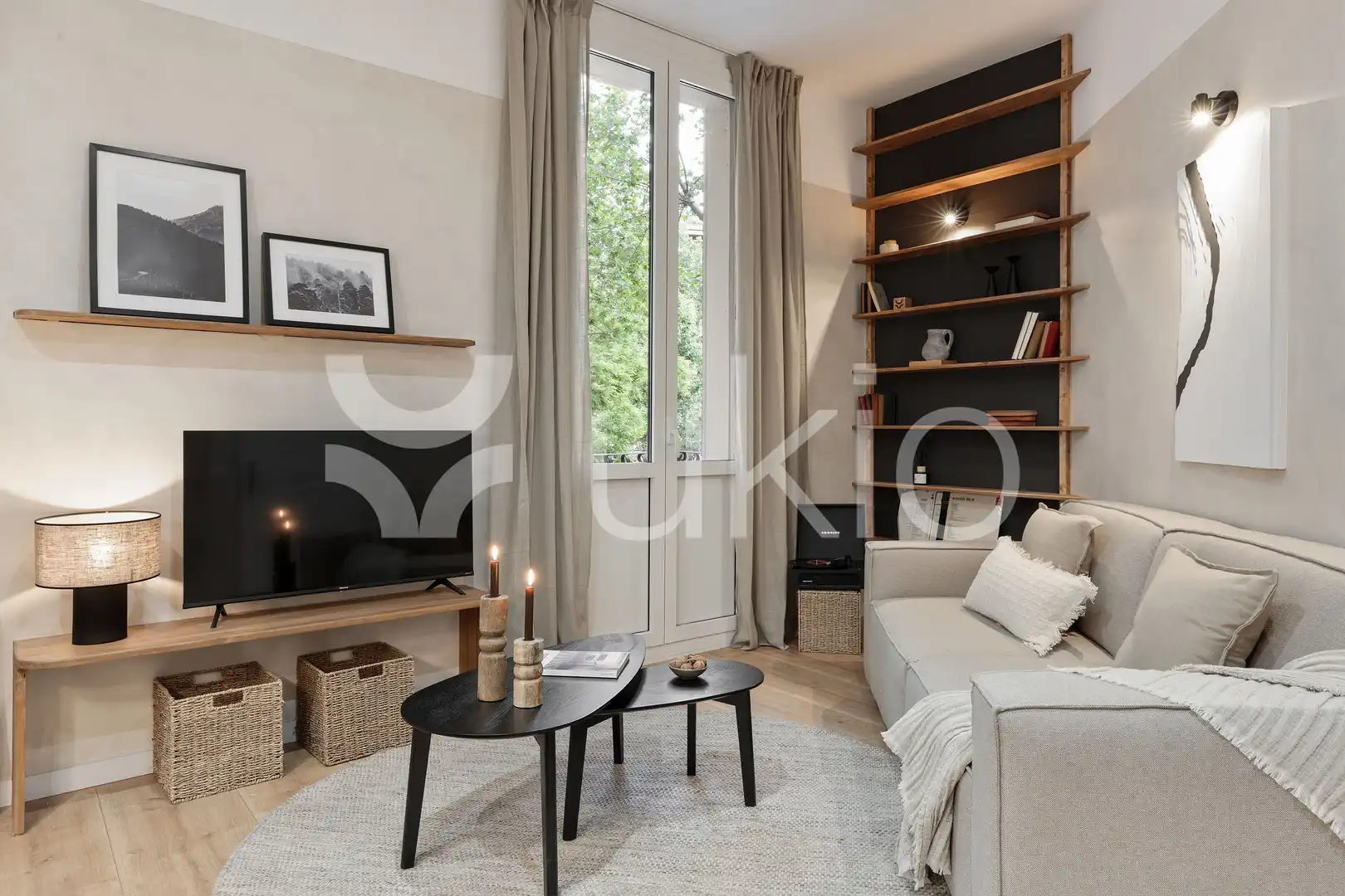 Sala de estar de Apartamento de alquiler en Barcelona con Aire acondicionado, Calefacción y Amueblado
