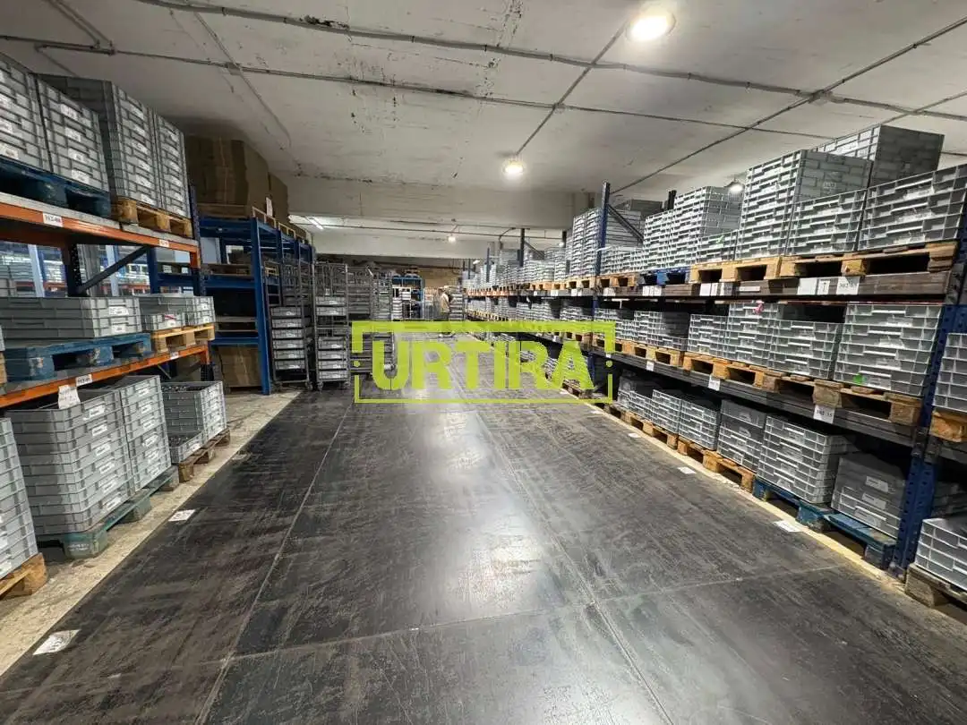 Nave industrial de alquiler en Irun 