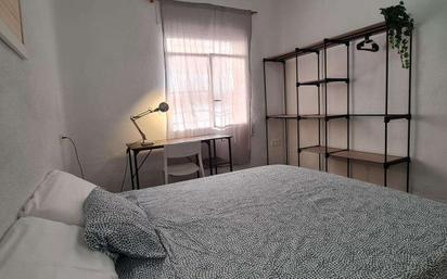 Bedroom of Flat to share in  Murcia Capital  with Air Conditioner and Terrace