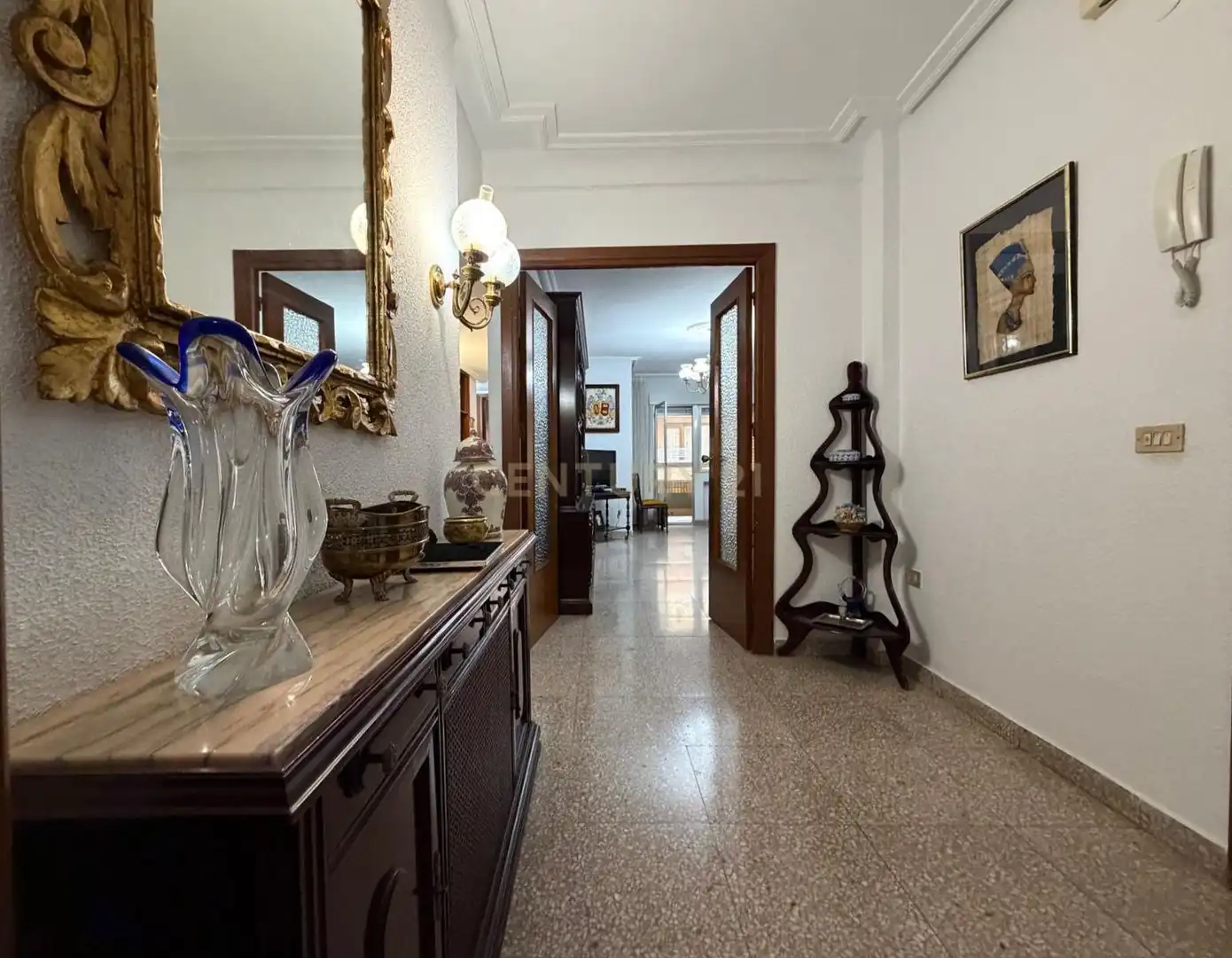 Flat for sale in Cáceres  with Air Conditioner and Washing machine