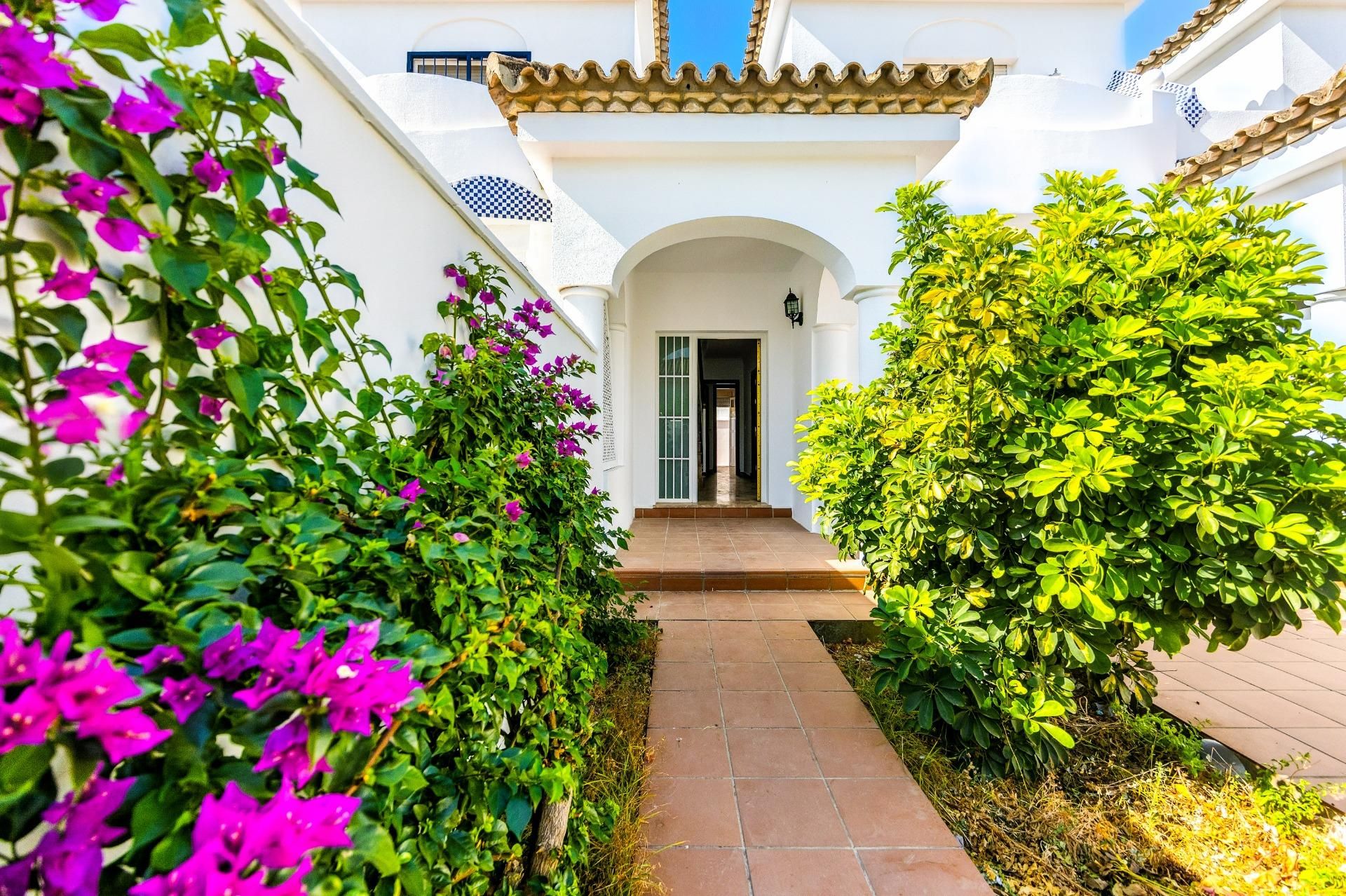 Jardí de Casa adosada en venda en Chiclana de la Frontera amb Jardí privat, Terrassa i Balcó