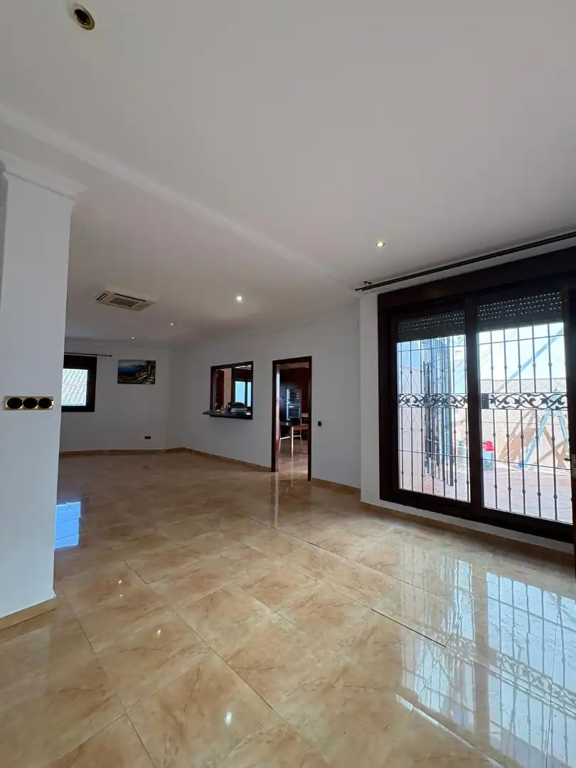 Casa o chalet de alquiler en Carmona con Aire acondicionado, Calefacción y Terraza
