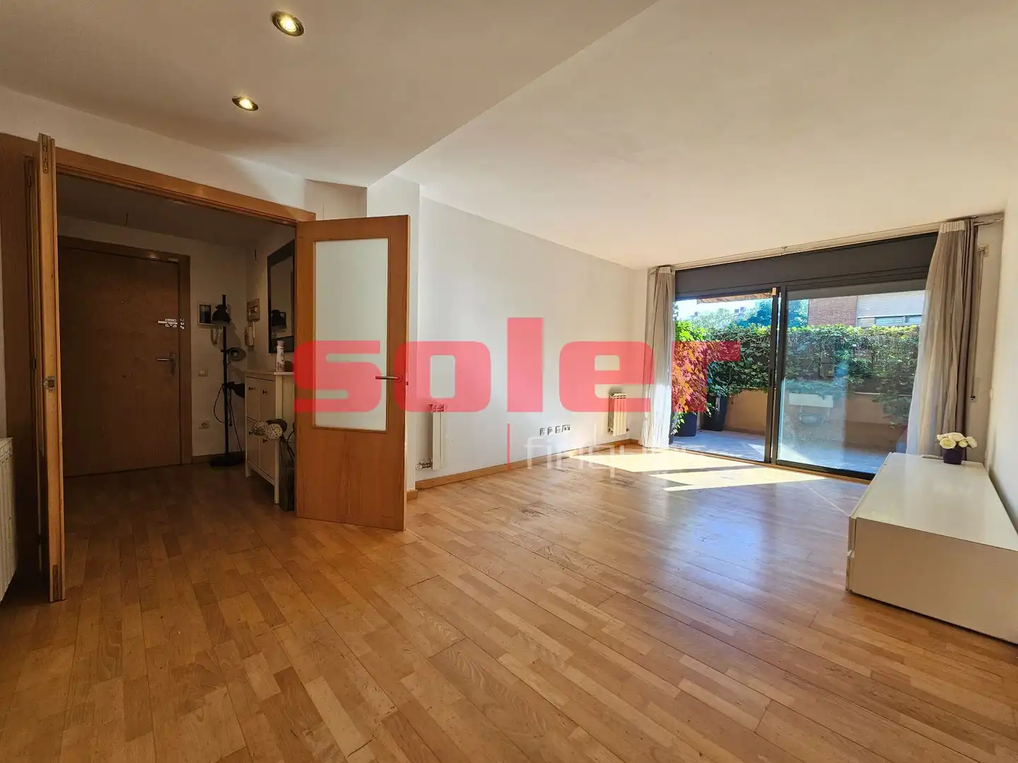 Planta baja en venta en Mira-sol