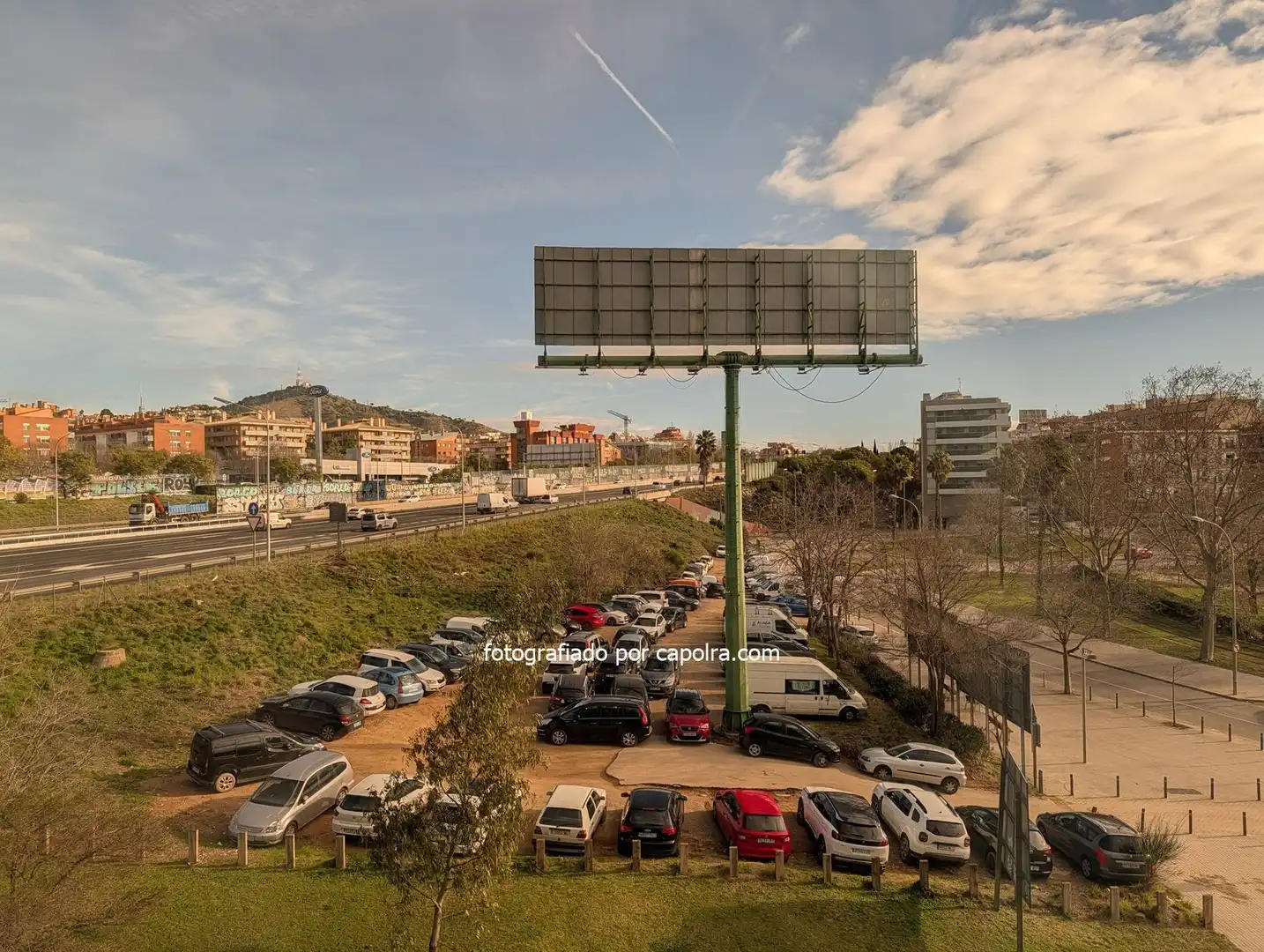 Vista exterior de Oficina de lloguer en Sant Just Desvern amb Aire condicionat i Calefacció