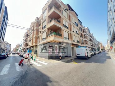 Gewerbefläche zur Miete in Calle Hort Dels Frares