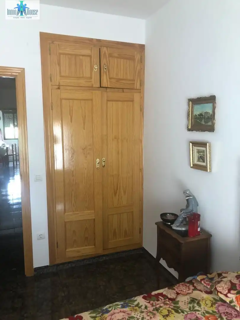 Bedroom of Houses for sale in Alcaraz  with Terrace, Furnished and Balcony