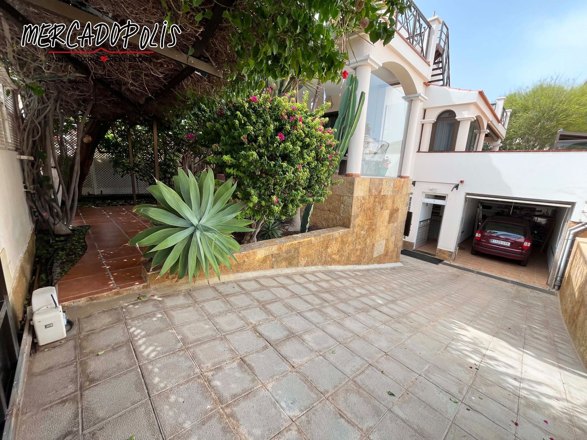 Exterior view of House or chalet for sale in La Oliva  with Private garden, Terrace and Storage room