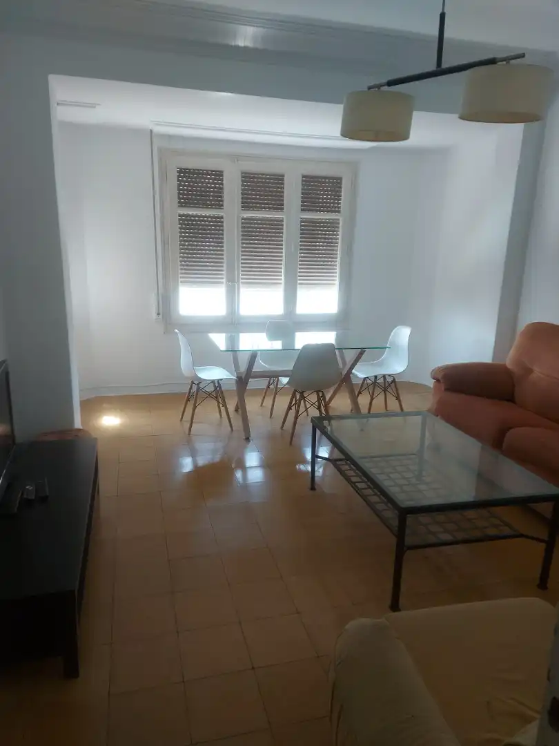 Esszimmer von Wohnung zur Miete in Zaragoza mit Heizung, Möbliert und Ofen