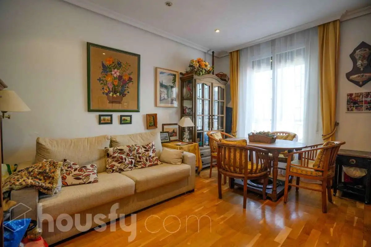 Sala de estar de Ático en venta en Madrid con Aire acondicionado, Calefacción y Parquet
