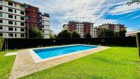 Piscina de Pis en venda en Santander amb Terrassa i Balcó