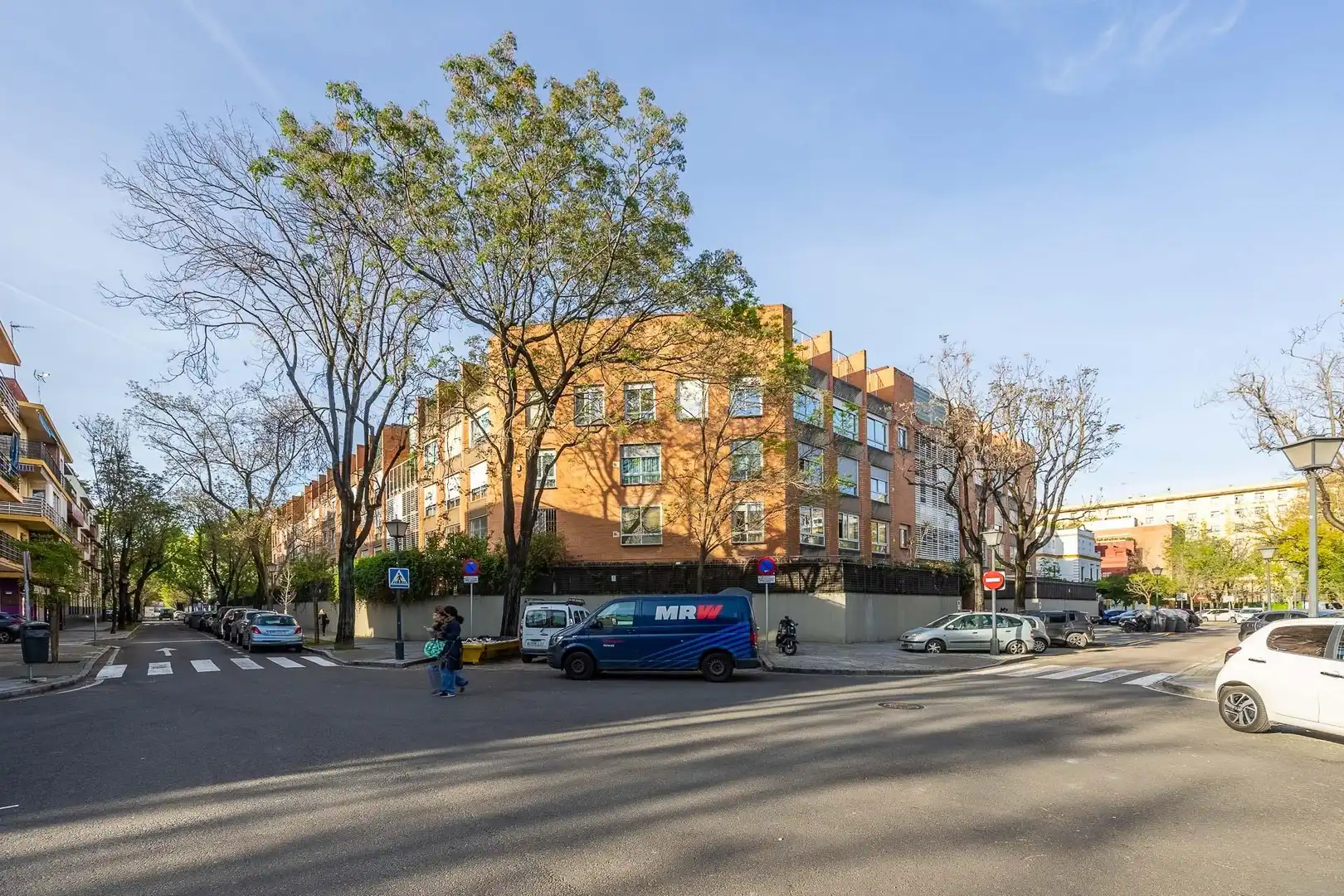 Exterior view of Flat for sale in Sevilla  with Air Conditioner, Private garden and Parquet flooring