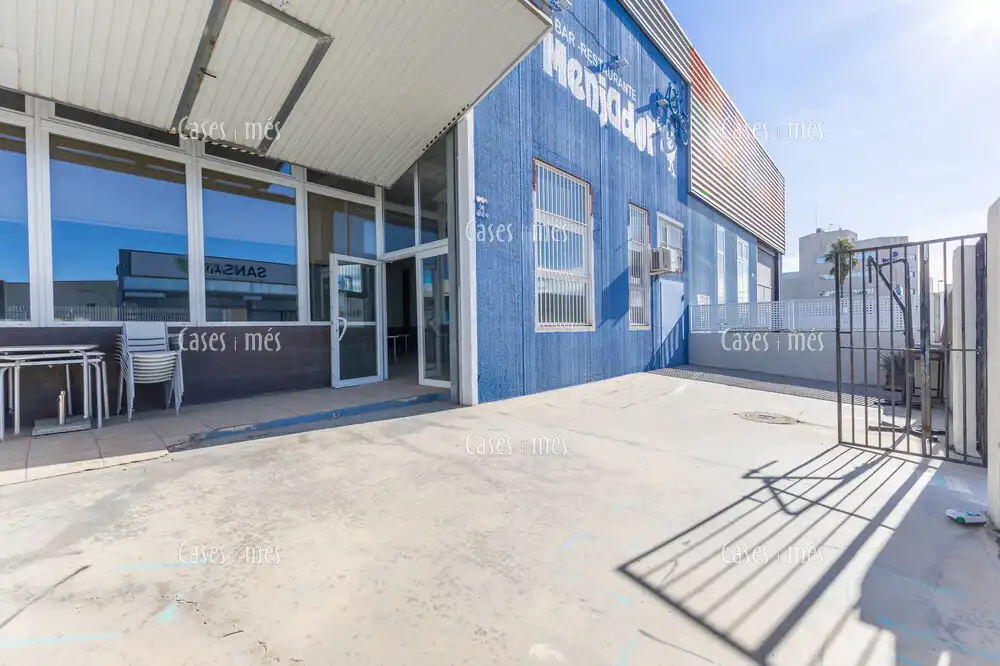 Exterior view of Industrial buildings for sale in Náquera