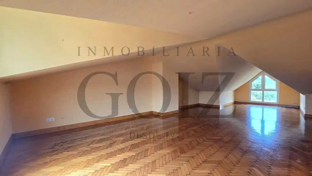 Casa adosada en venta en Donostia - San Sebastián  con Calefacción, Terraza y Trastero