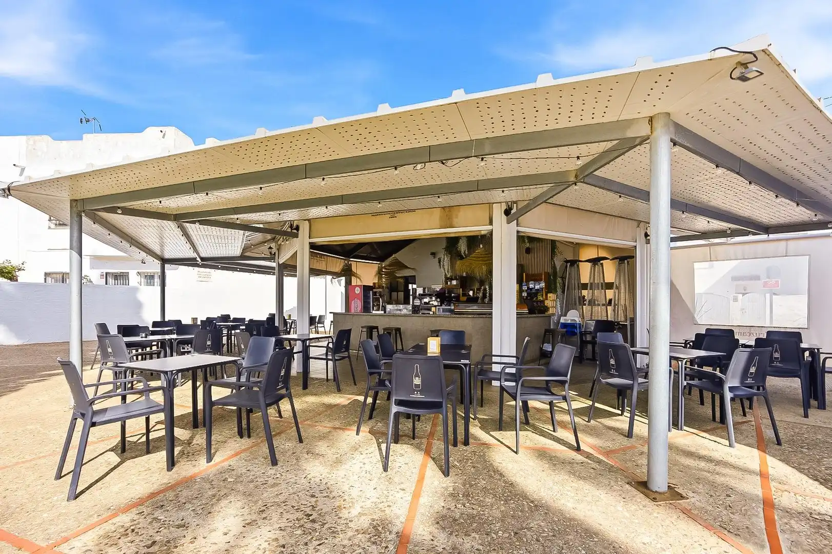 Terrassa de Apartament en venda en Chiclana de la Frontera amb Jardí privat, Terrassa i Traster