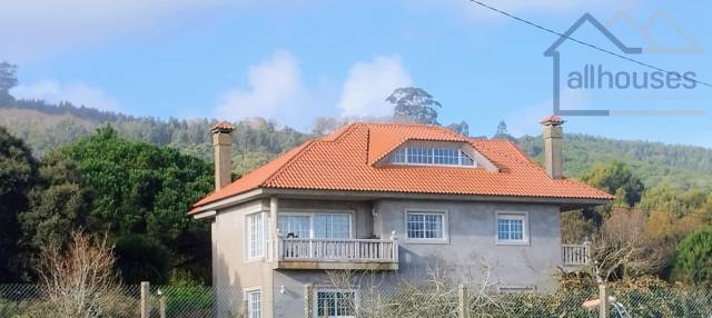 Casa-chalet en Venta en A Guarda