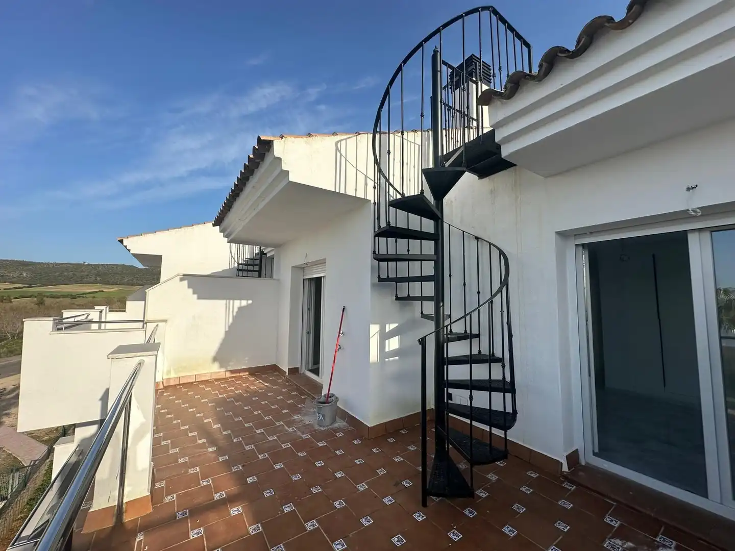 Vista exterior de Àtic en venda en Arcos de la Frontera amb Terrassa, Forn i Rentadora