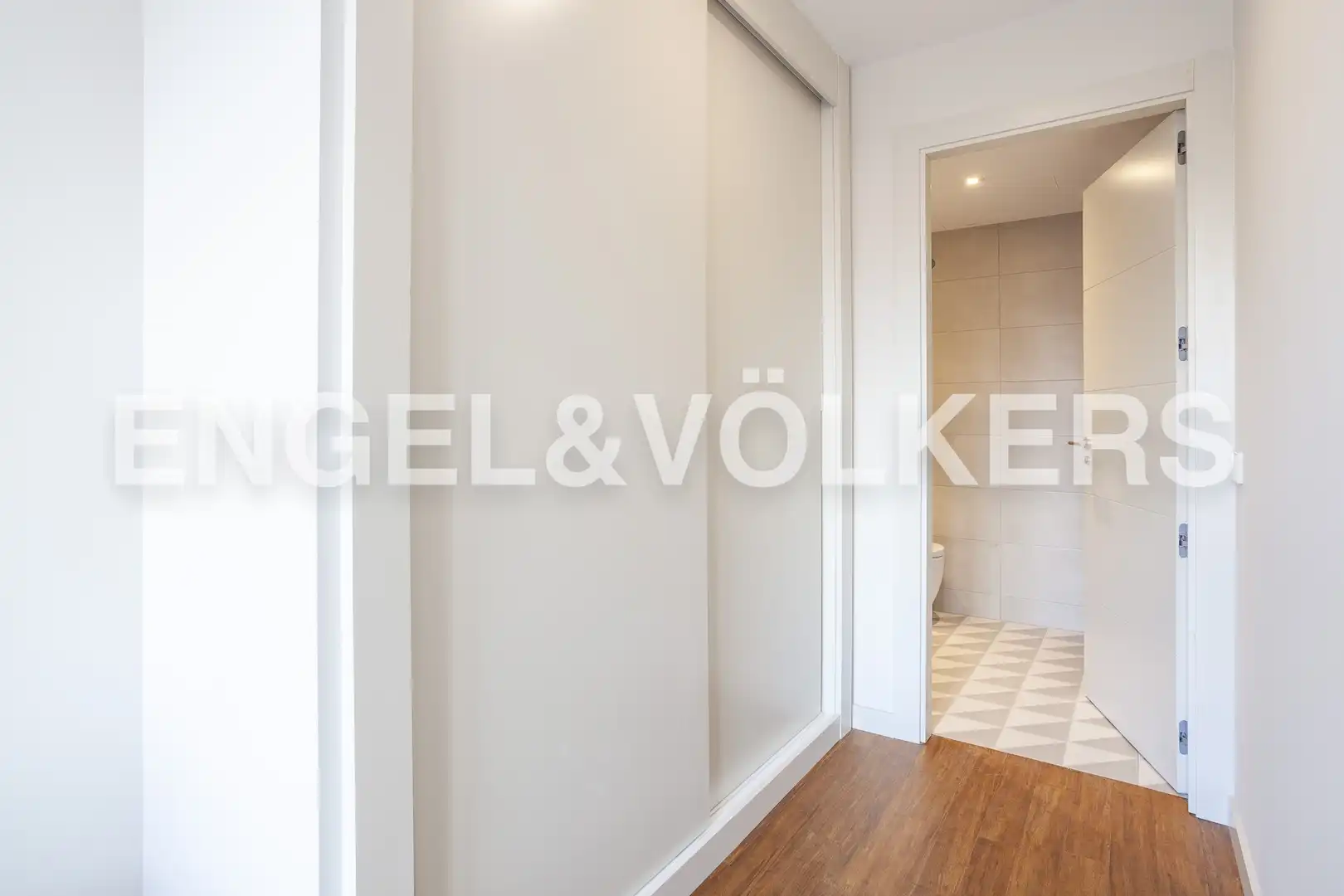 Flat for rent in Madrid  with Air Conditioner, Heating and Swimming Pool