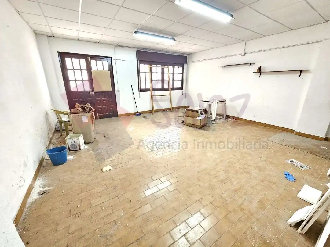 Local commercial à vendre à Andre Mari Zuria Plaza, imagen 3
