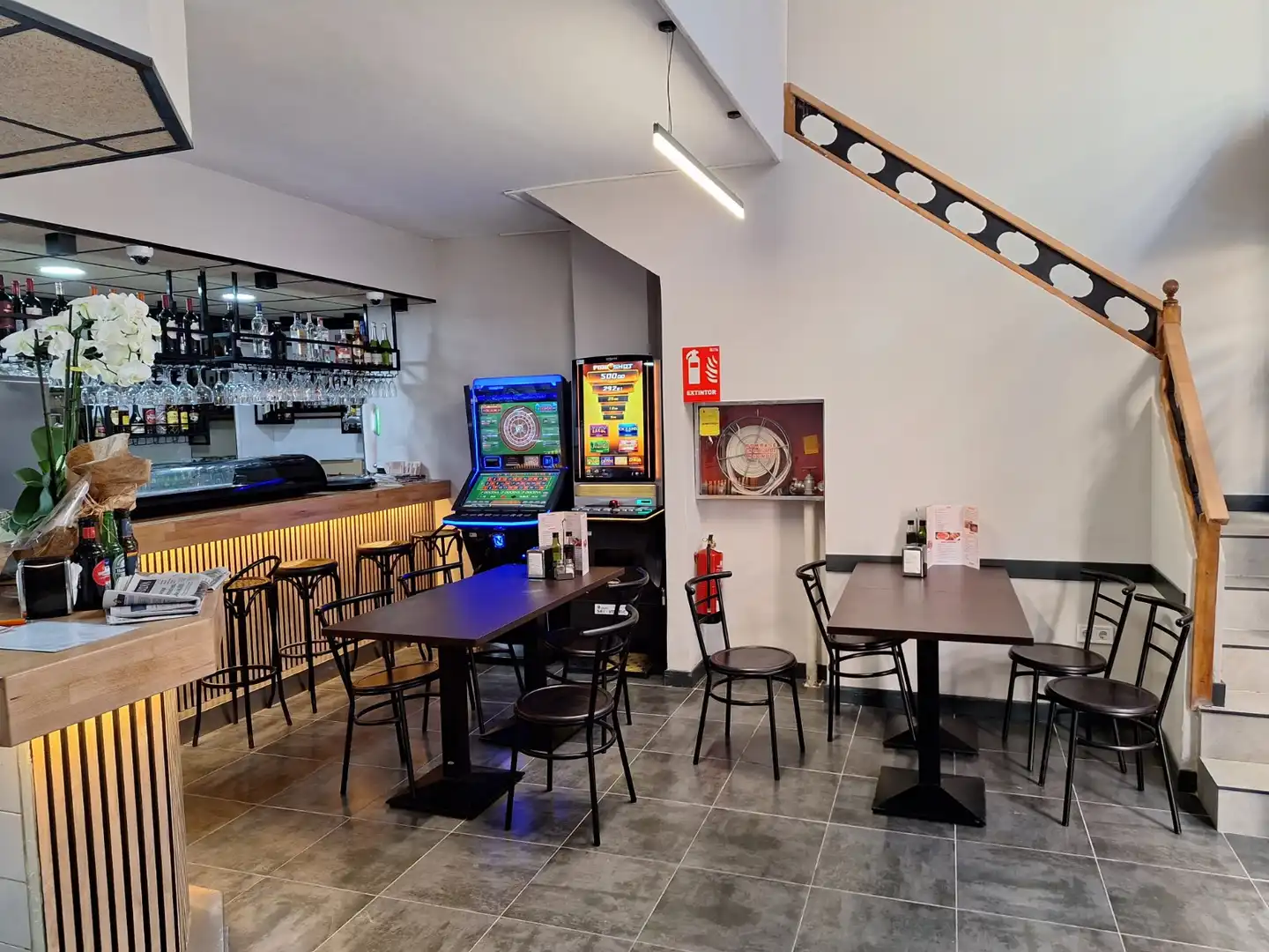 Local comercial en venda a Sants - Montjuïc, imagen 2