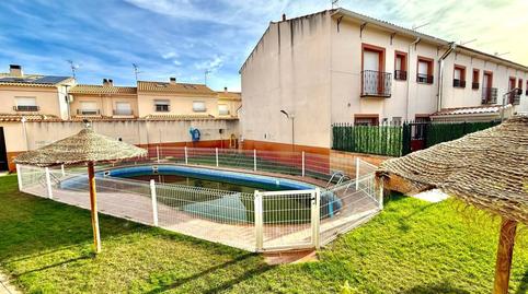 Foto 2 de Casa adosada en venta en Toboso, Miguel Esteban, Toledo