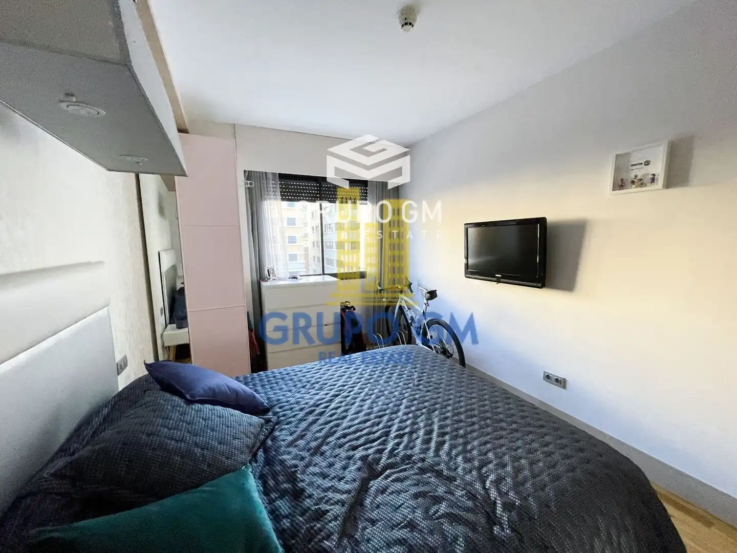 Habitación de Piso de alquiler en Madrid con Aire acondicionado y Amueblado