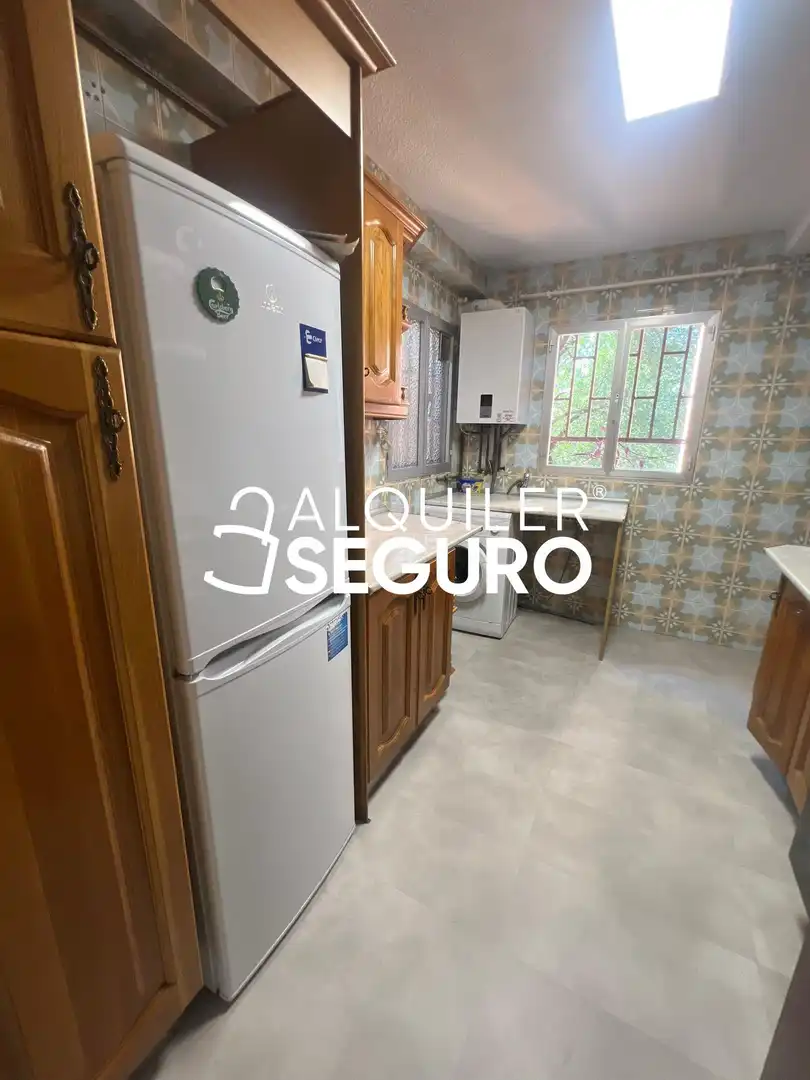 Kitchen of Flat for rent in Madrid  with Heating, Terrace and Furnished