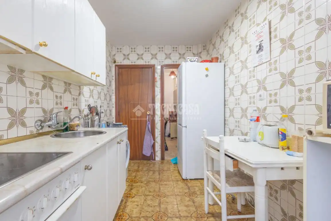 Cocina de Piso en venta en Salamanca con Calefacción, Terraza y Balcón