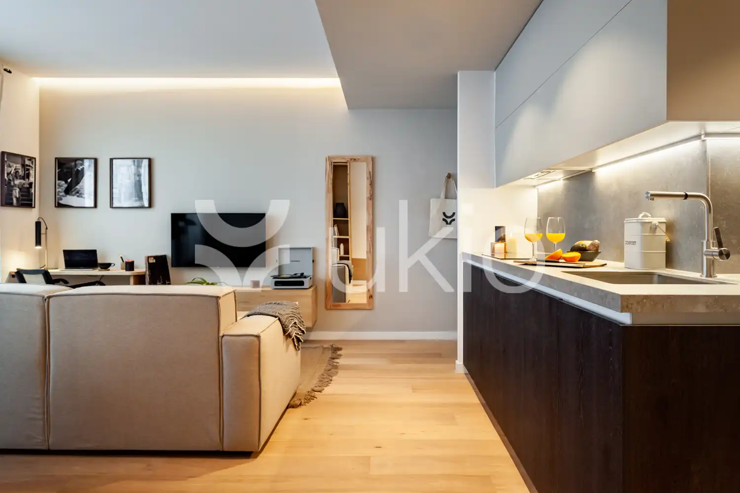 Sala de estar de Apartamento de alquiler en Barcelona con Aire acondicionado, Calefacción y Amueblado
