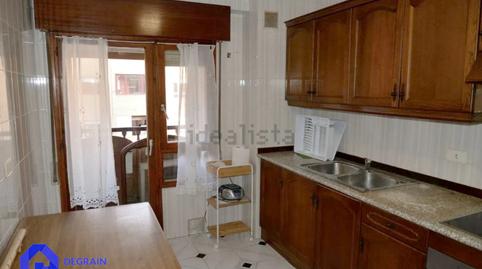 Foto 4 de Piso de alquiler en Oviedo - Calle Lopez del Vallado, Fozaneldi - Tenderina, Oviedo