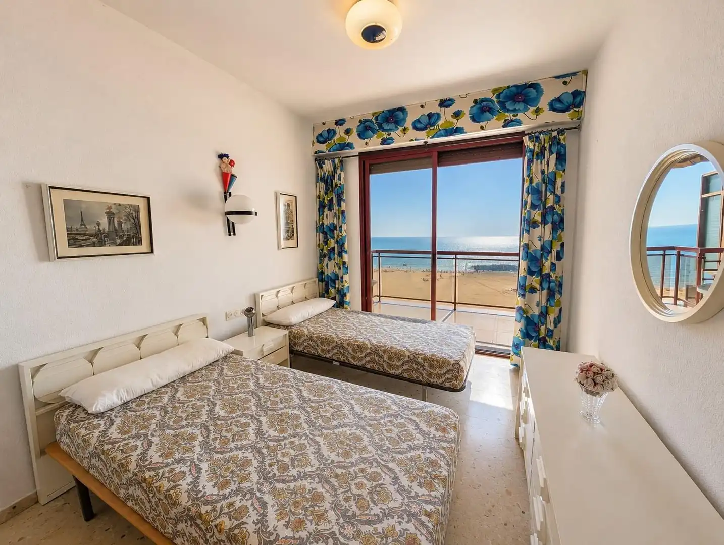 Dormitori de Apartament en venda en Gandia amb Terrassa, Balcó i Piscina comunitària