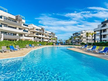 Apartament amb piscina en venda a Residencial Amanecer de'luxe - Playa Flamenca
