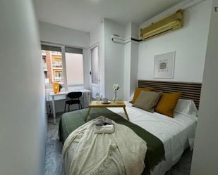 Bedroom of Apartment to share in Guadalajara Capital  with Furnished, Oven and Internet