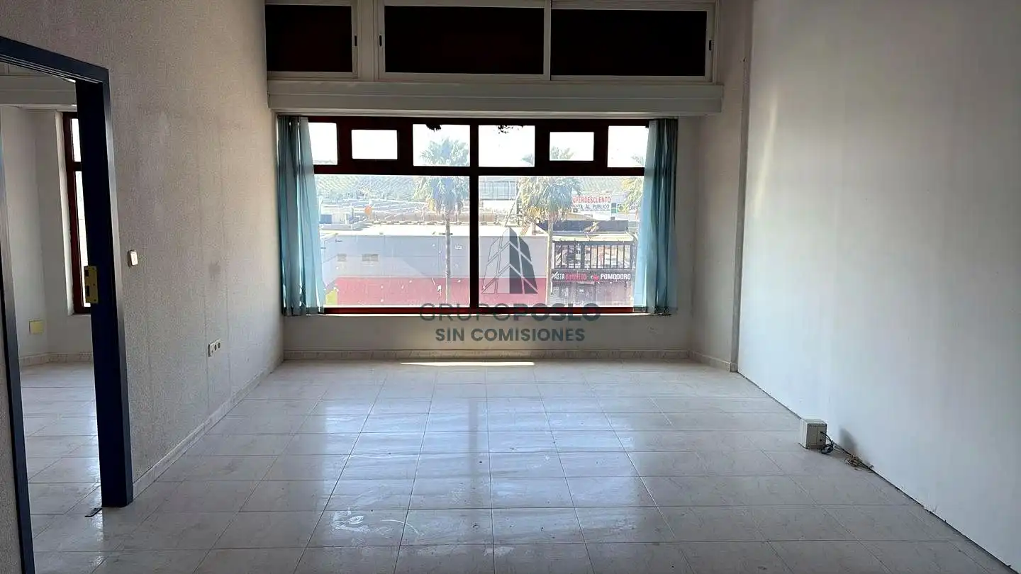 Local comercial en venda a Avenida de Londres, imagen 3