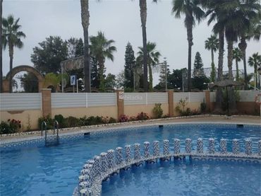 Piso con piscina en venta en Carrer Amplaries bloque 2