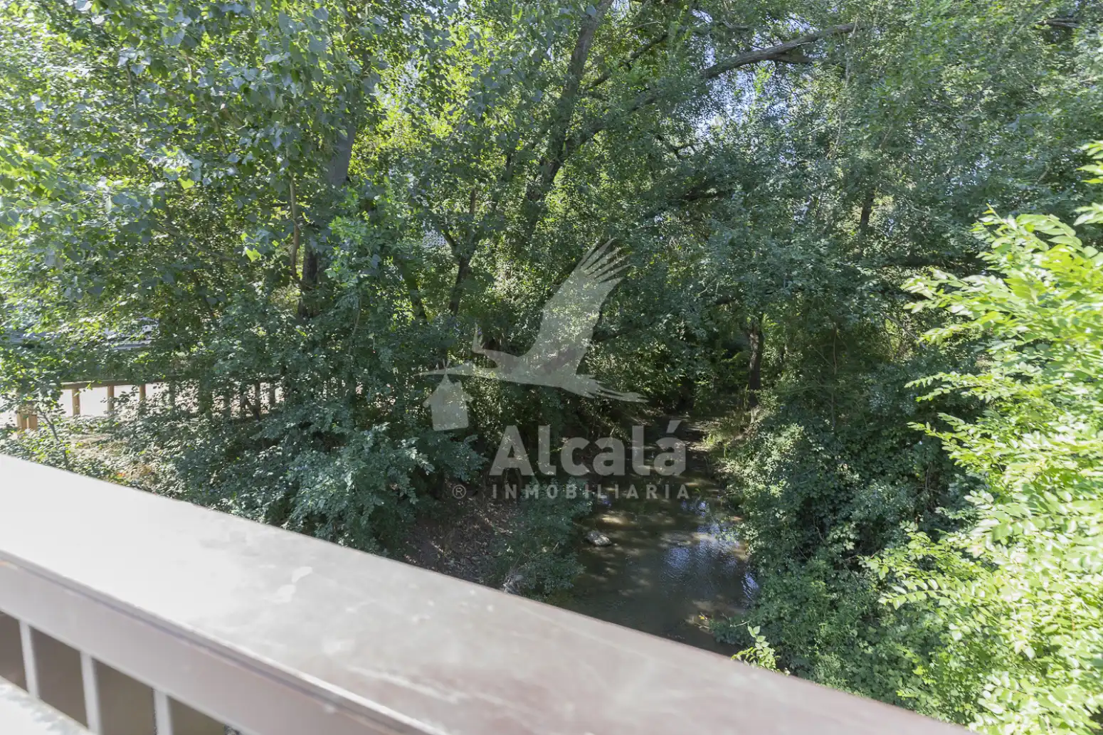 Piso en venta en Alcalá de Henares con Calefacción, Parquet y Terraza