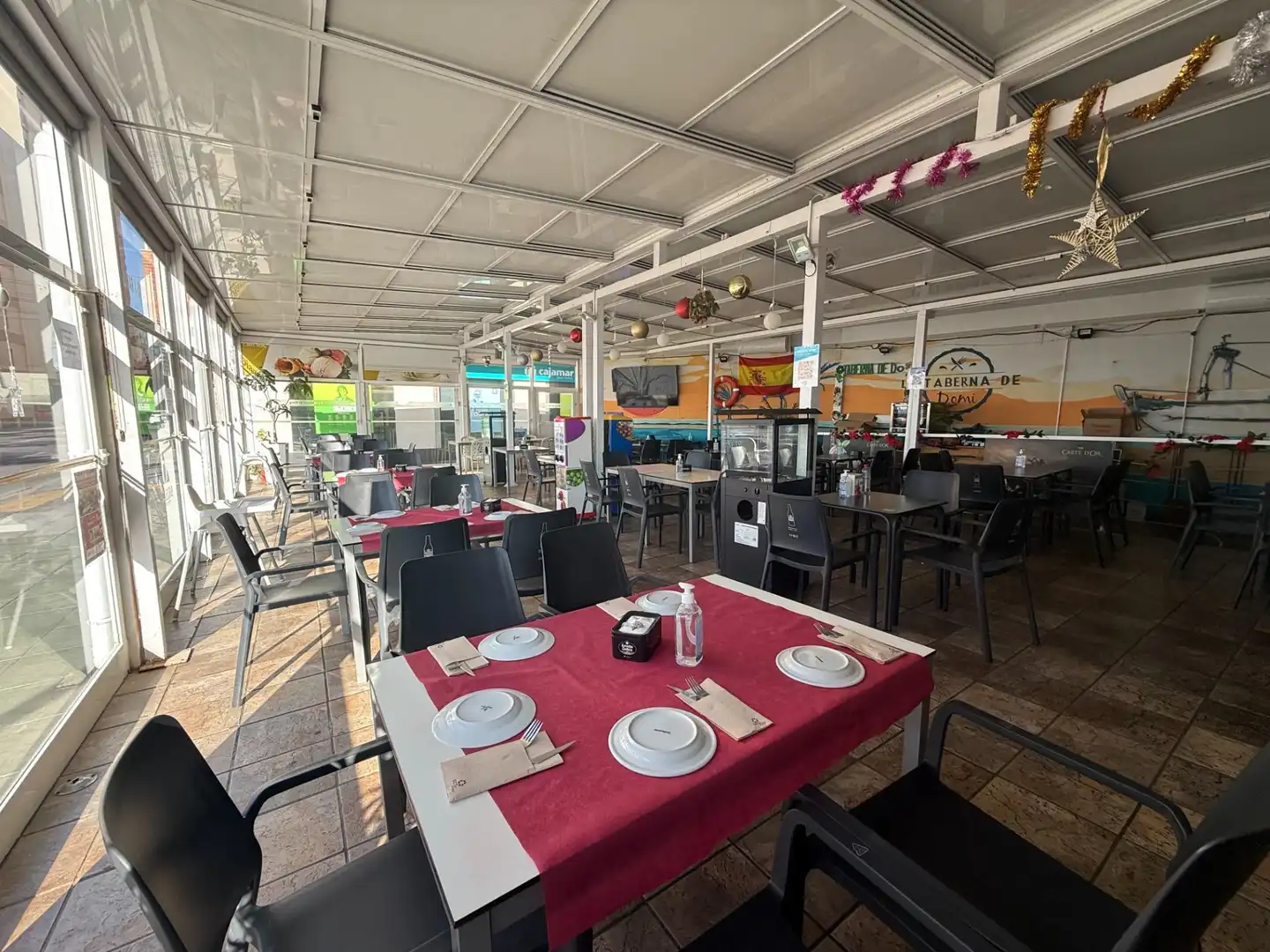 Geschaftsraum zur Miete in Almería mit Terrasse und Möbliert