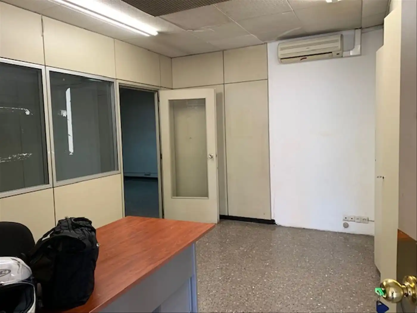 Oficina de alquiler en L'Hospitalet de Llobregat, Barcelona