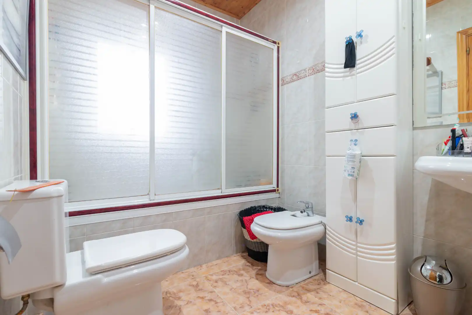 Baño de Casa o chalet en venta en Nuevo Baztán con Aire acondicionado, Calefacción y Jardín privado
