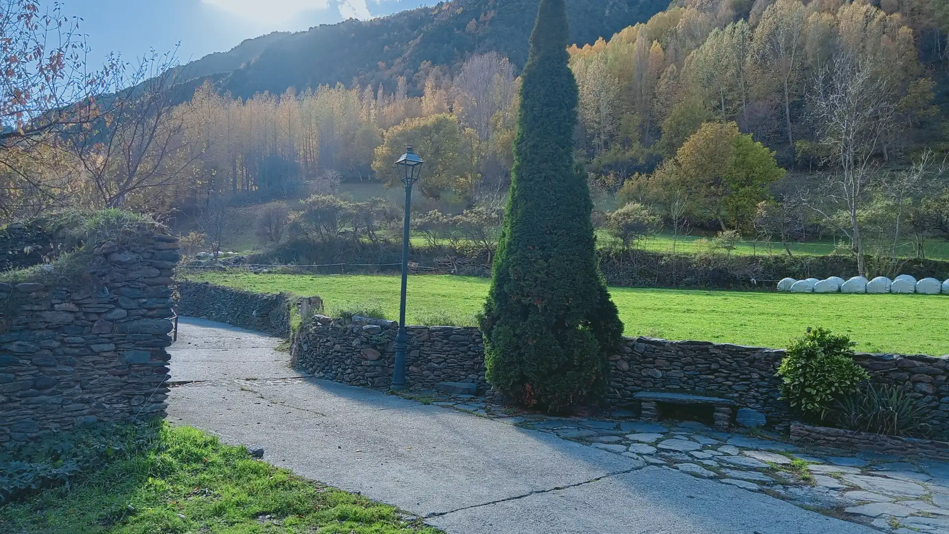 Vista exterior de Residencial en venta en Alins
