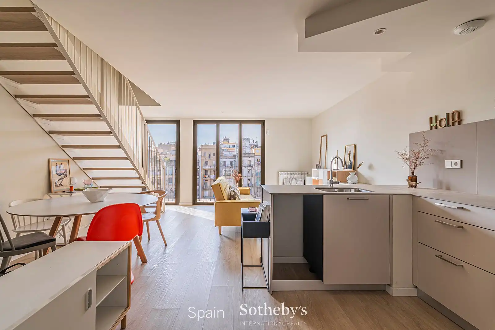 Duplex con ascensore in vendita a Gran Via de les Corts Catalanes, imagen 4