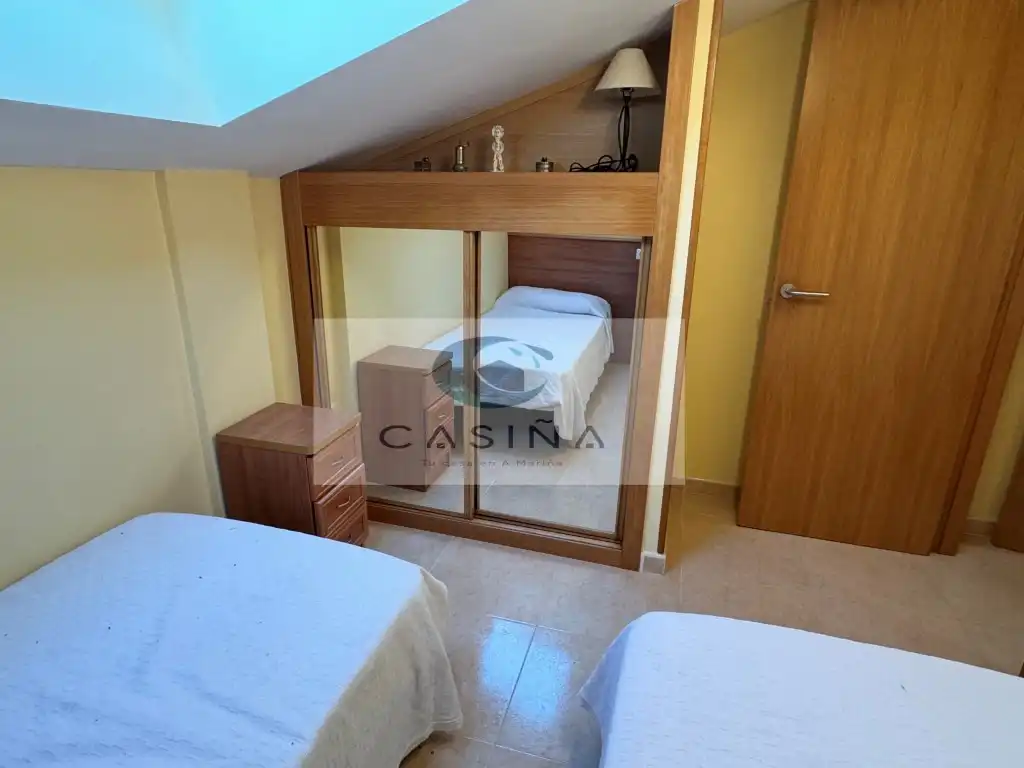 Schlafzimmer von Dachboden zum Verkauf in Barreiros