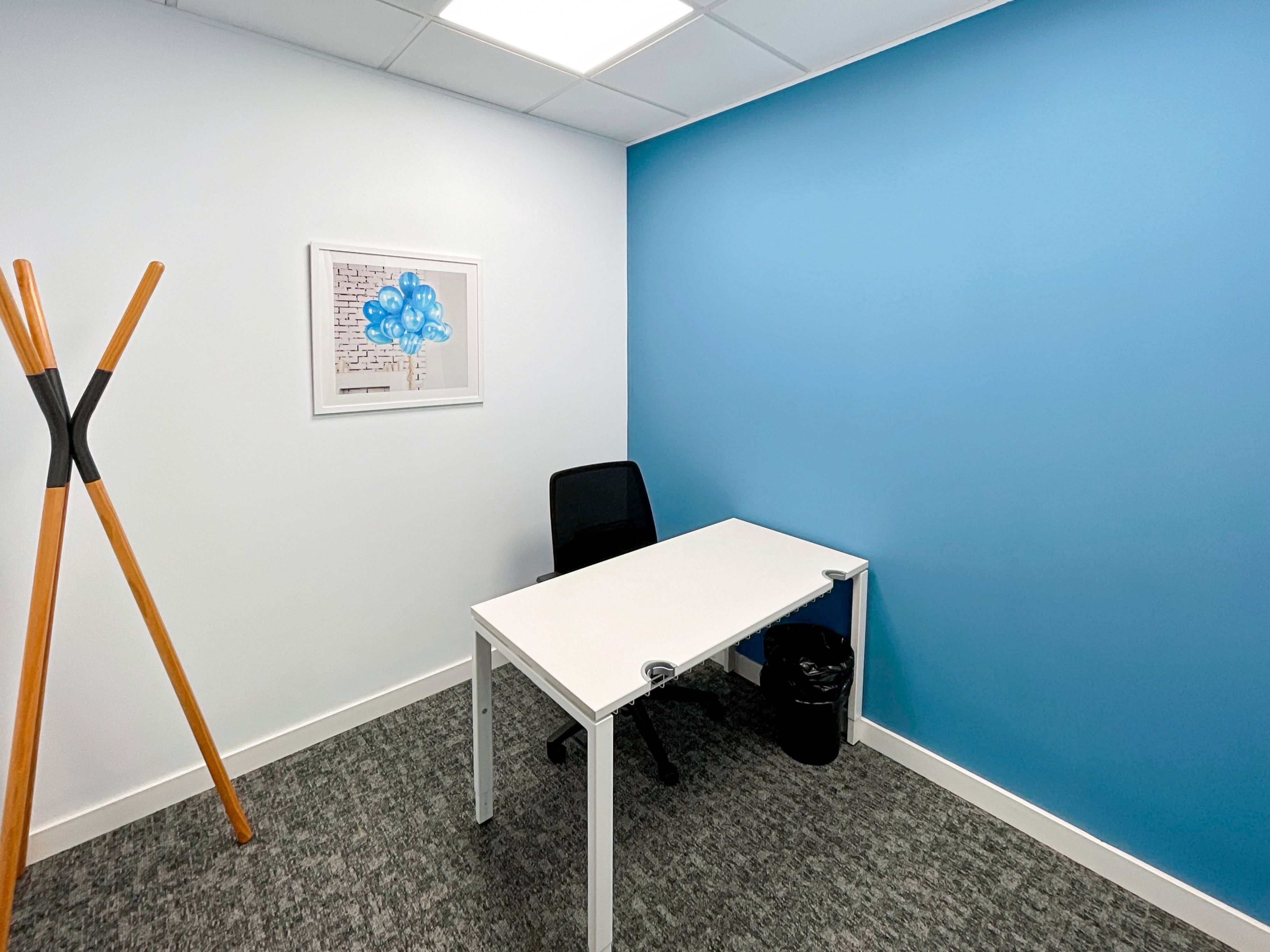 Office to rent in  Barcelona Capital  with Air Conditioner, Heating and Furnished