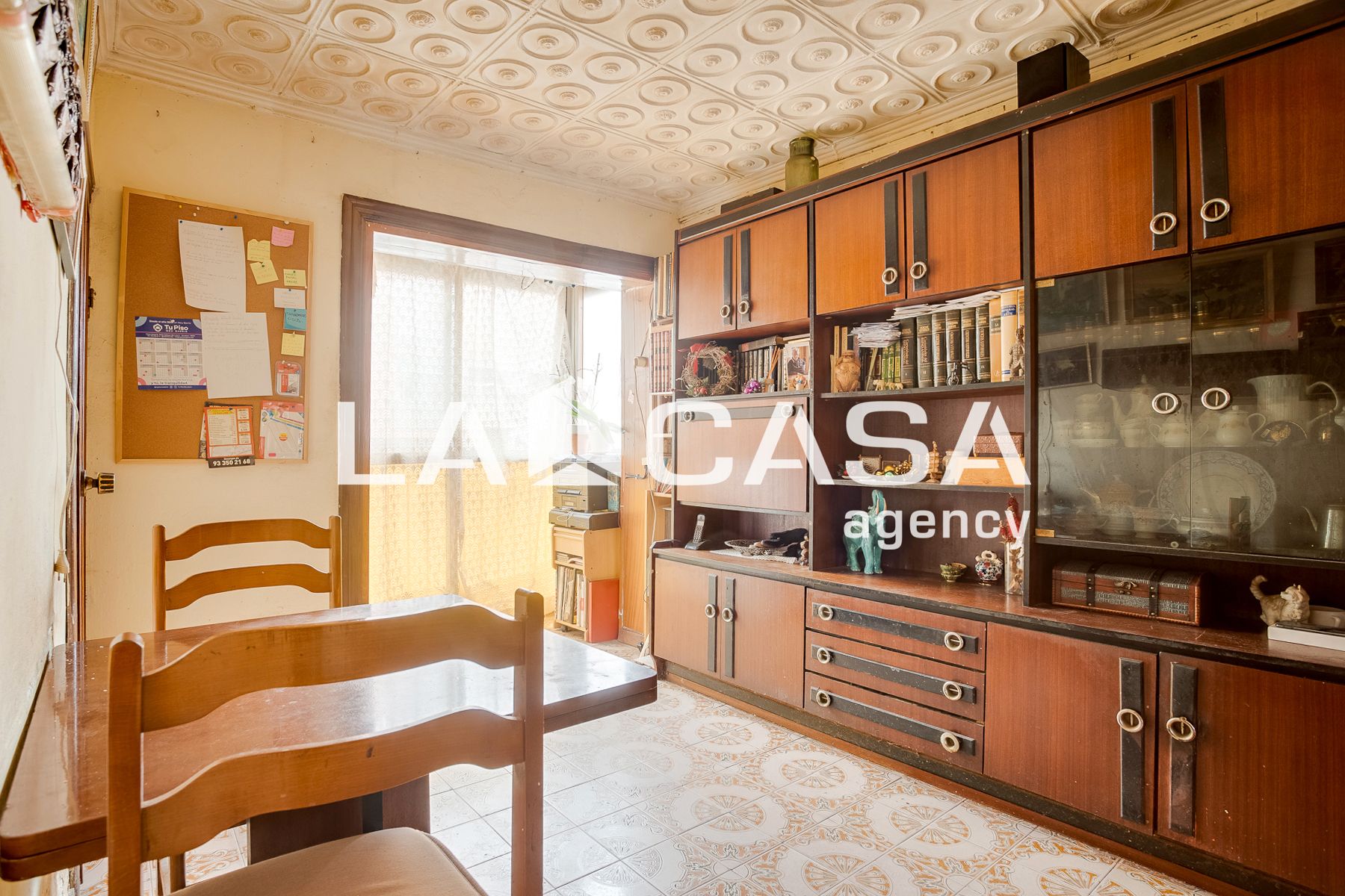 Piso en venta en Carrer d'Almagro, Les Roquetes, Nou Barris,  Barcelona Capital
