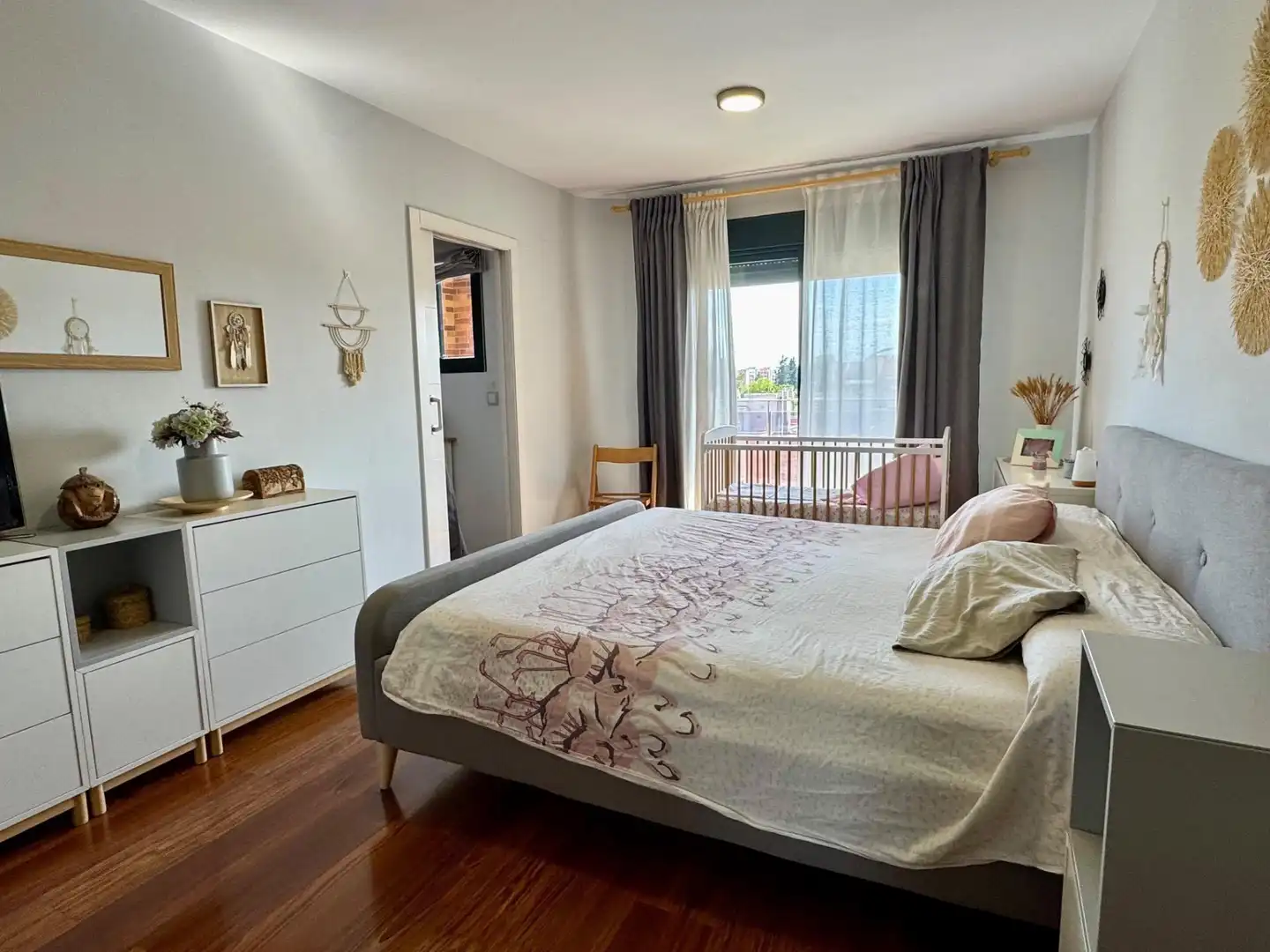 Habitación de Ático en venta en Murcia con Aire acondicionado, Terraza y Balcón