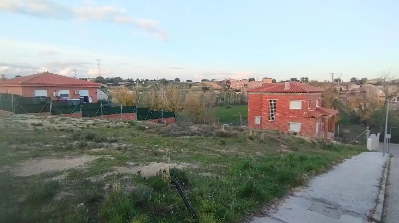 Terreny residencial en venda a Méntrida