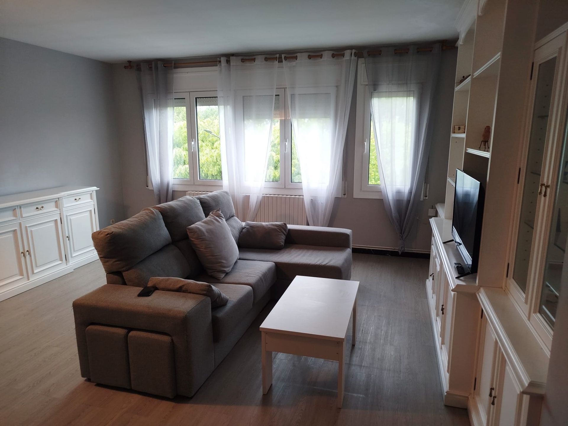 Sala d'estar de Pis en venda en Santa Eugènia de Berga amb Calefacció, Traster i Moblat