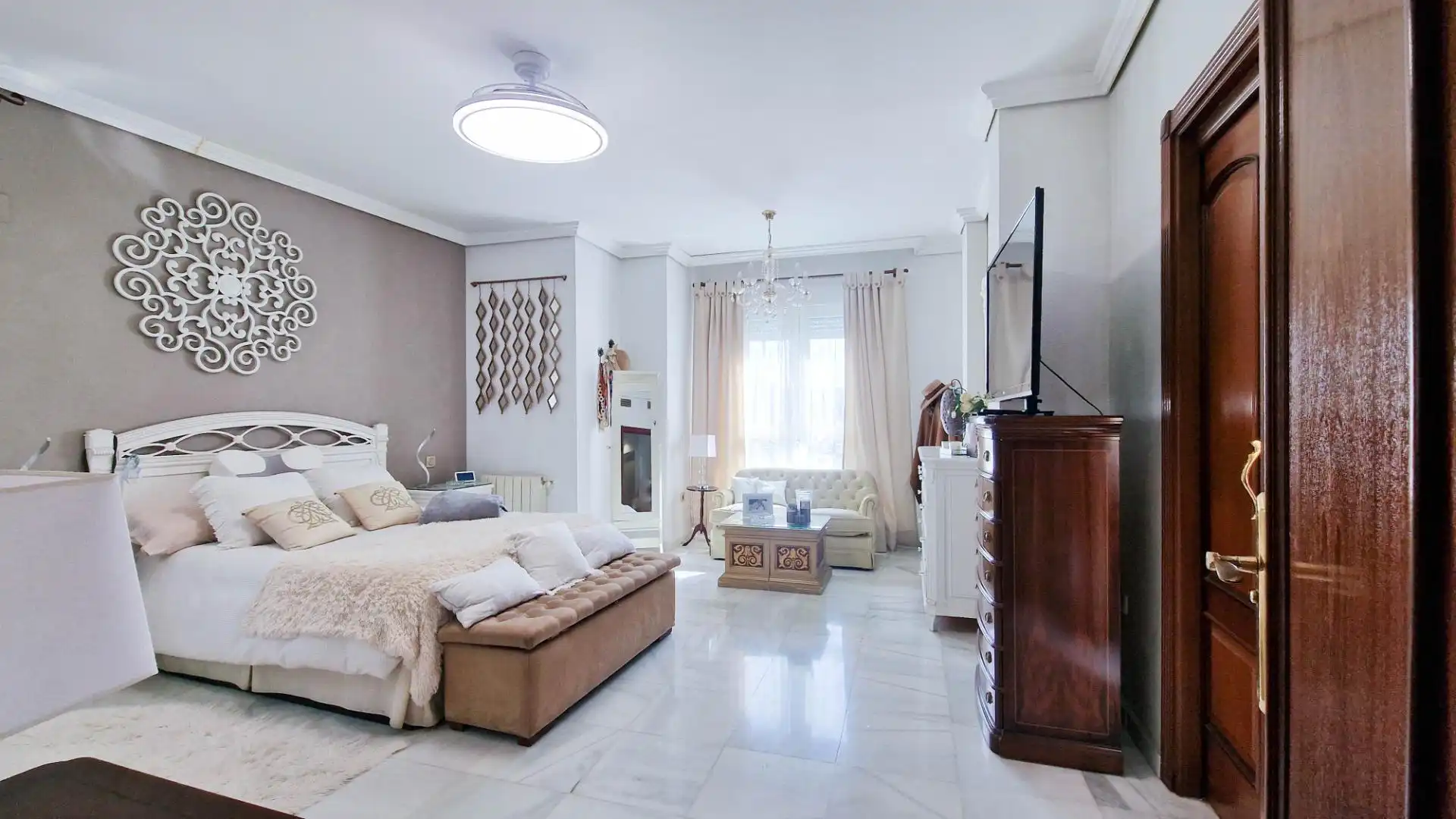 Dormitori de Casa adosada en venda en Badajoz amb Aire condicionat, Jardí privat i Terrassa